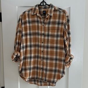 GAP Tan and Black Plaid Button Down Shirt